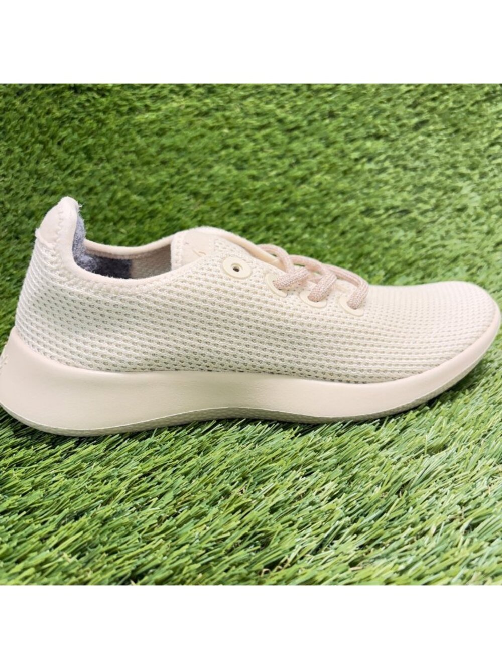 Allbirds Tree Runner Womens Size 8 Beige Athletic Running Shoes Sneakers